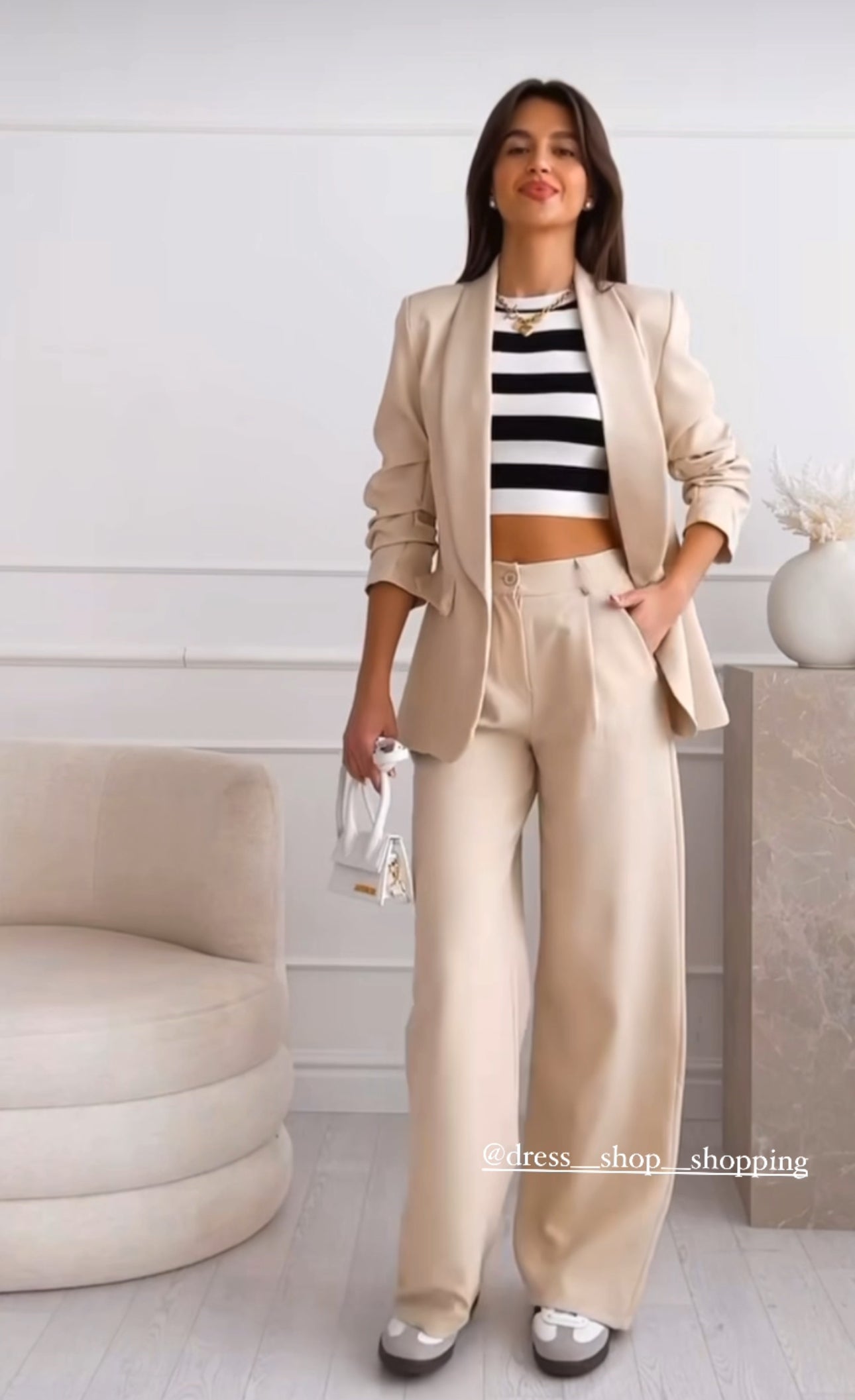 Promozione Tailleur Alessia Giacca e pantaloni palazzo vestibilita morbida comoda taglie dalla 38 alla 56 Made in Italy 🇮🇹