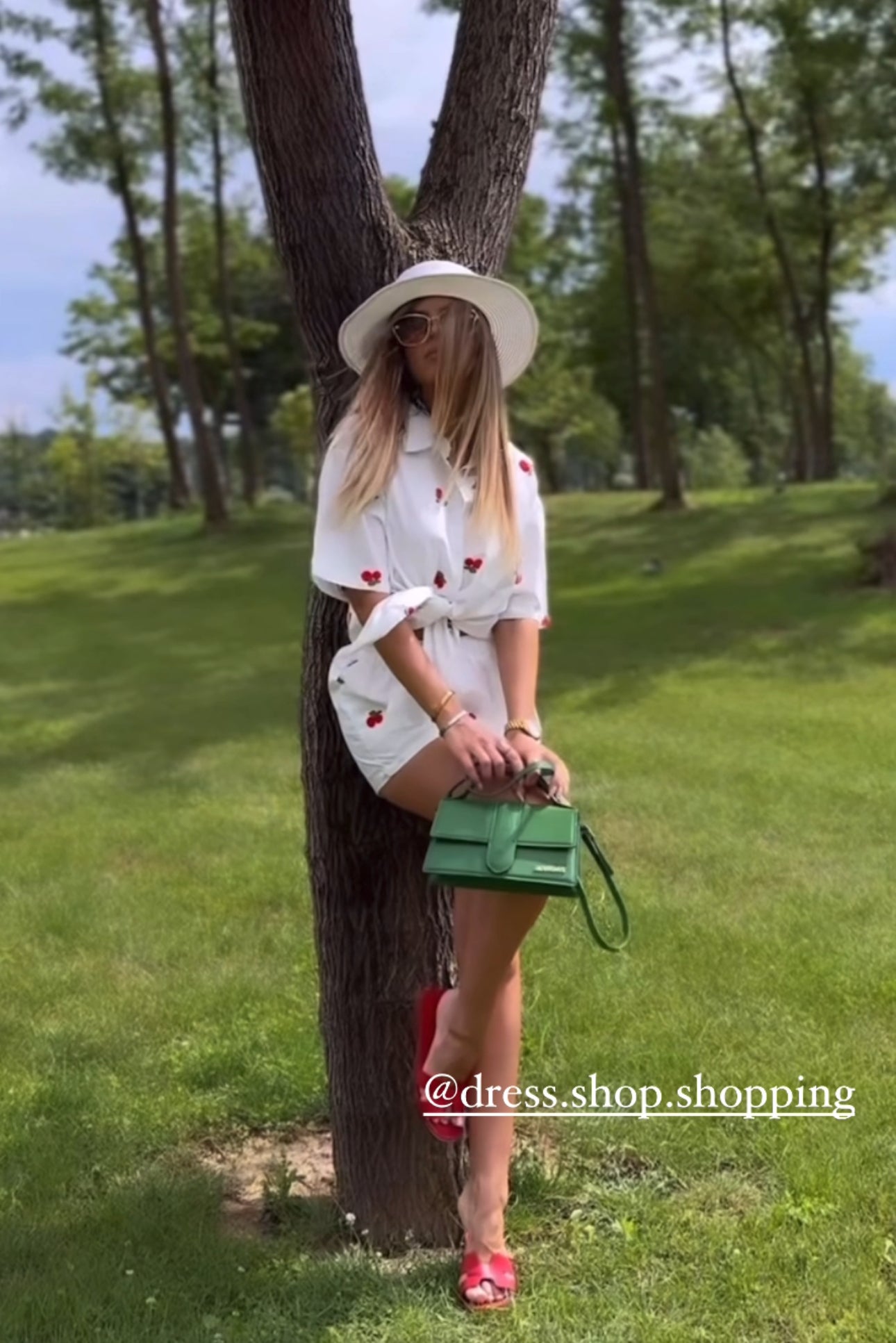 Set Annalisa camicia e pantaloncini in coordinato fantasia ciliegie ๐