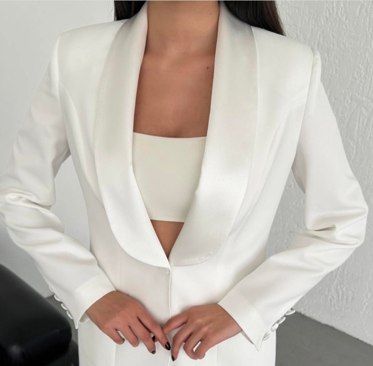 Tailleur Azzurra giacca colletto scialle in raso pantaloni palazzo vestibilita perfetta taglia dalla 38 alla 54 Made in Italy