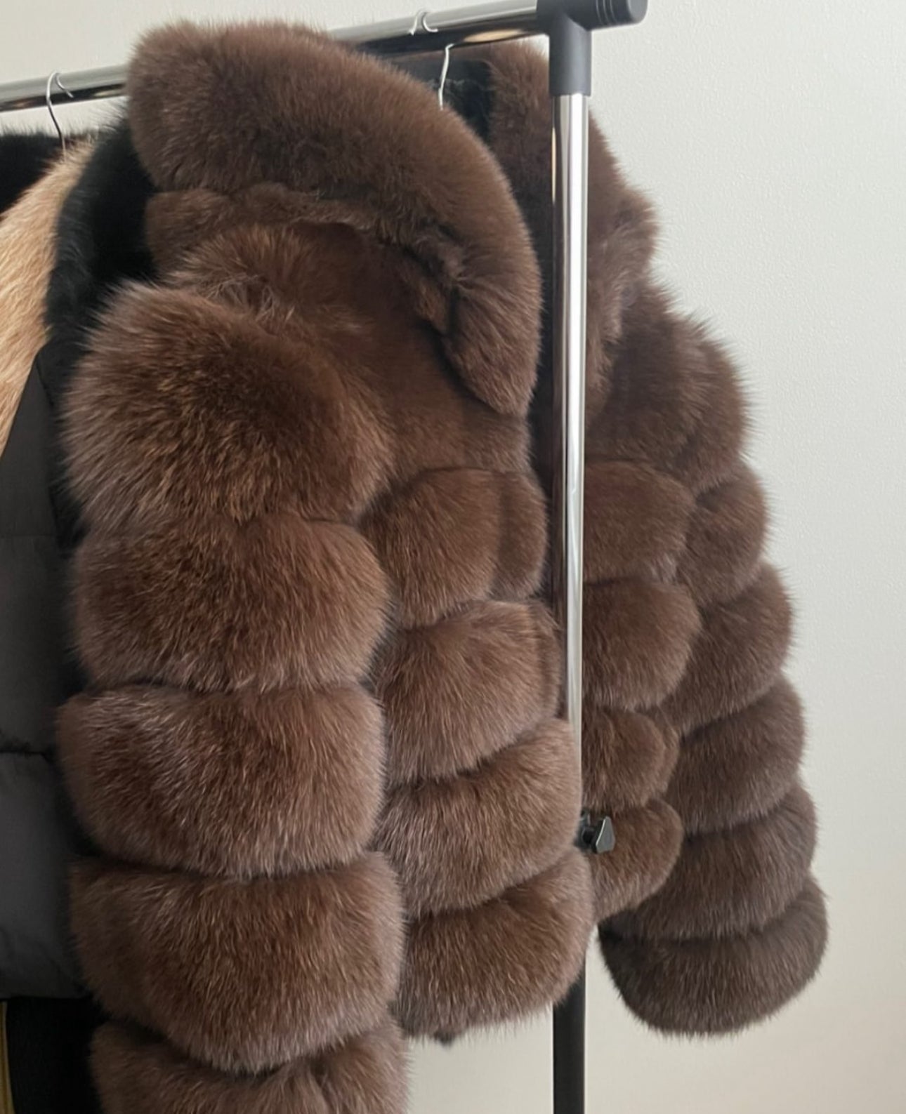 Pelliccia ZAIRA visone ecologico morbida al tatto foderata in raso internamente