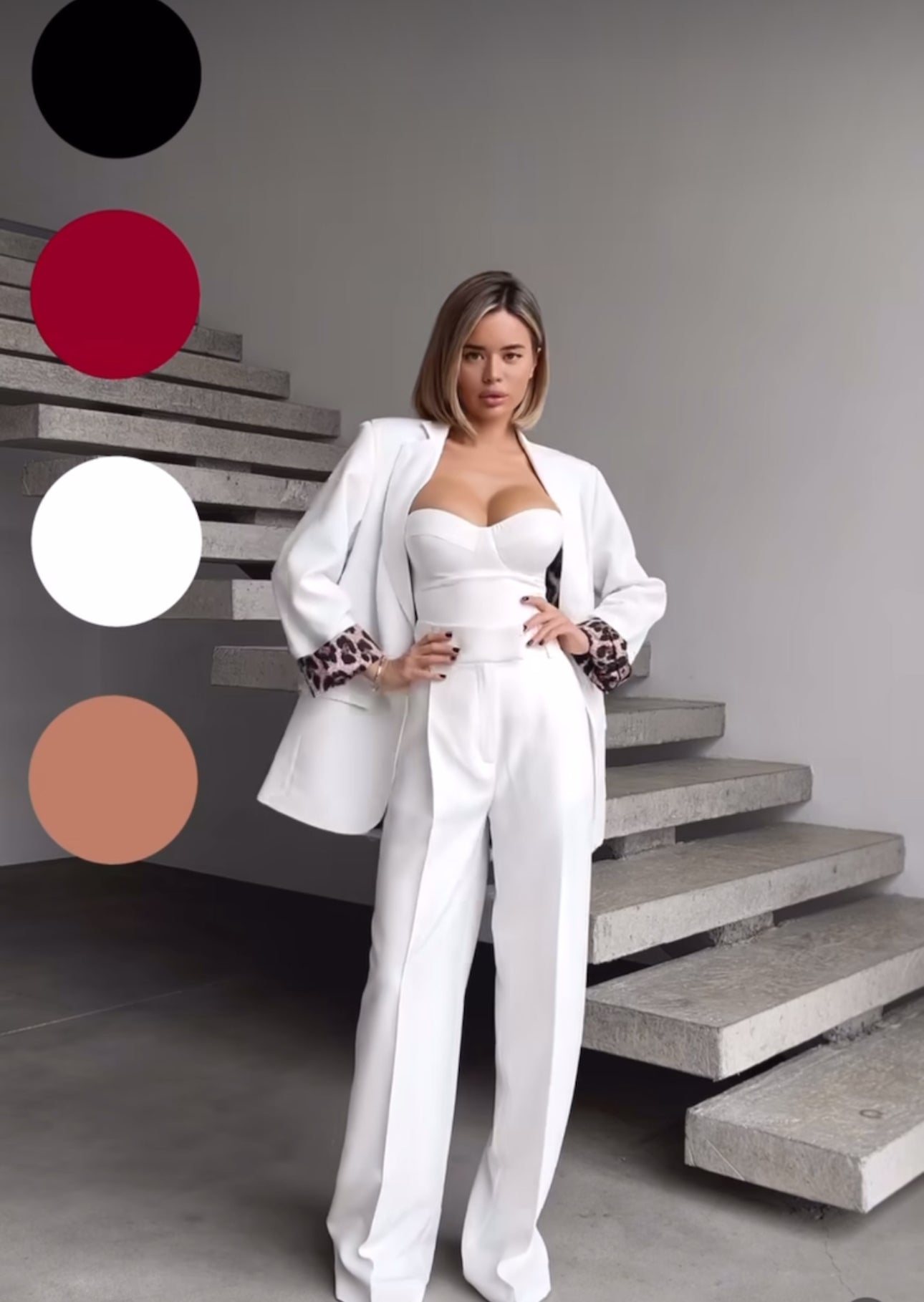 Tailleur AURORA Giacca con fodera leopardata pantalone palazzo con corsetto in coordinato