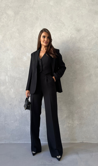 Tailleur MARCELLA Giacca gilet e pantalone a palazzo in coordinato tessuto leggermente elasticizzato ottima vestibilita Made in Italy 🇮🇹