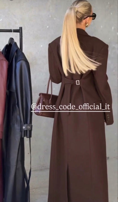 Outfit Anita Cappotto+Body+Pantalone in Eco-Pelle – Eleganza MetropoIitana