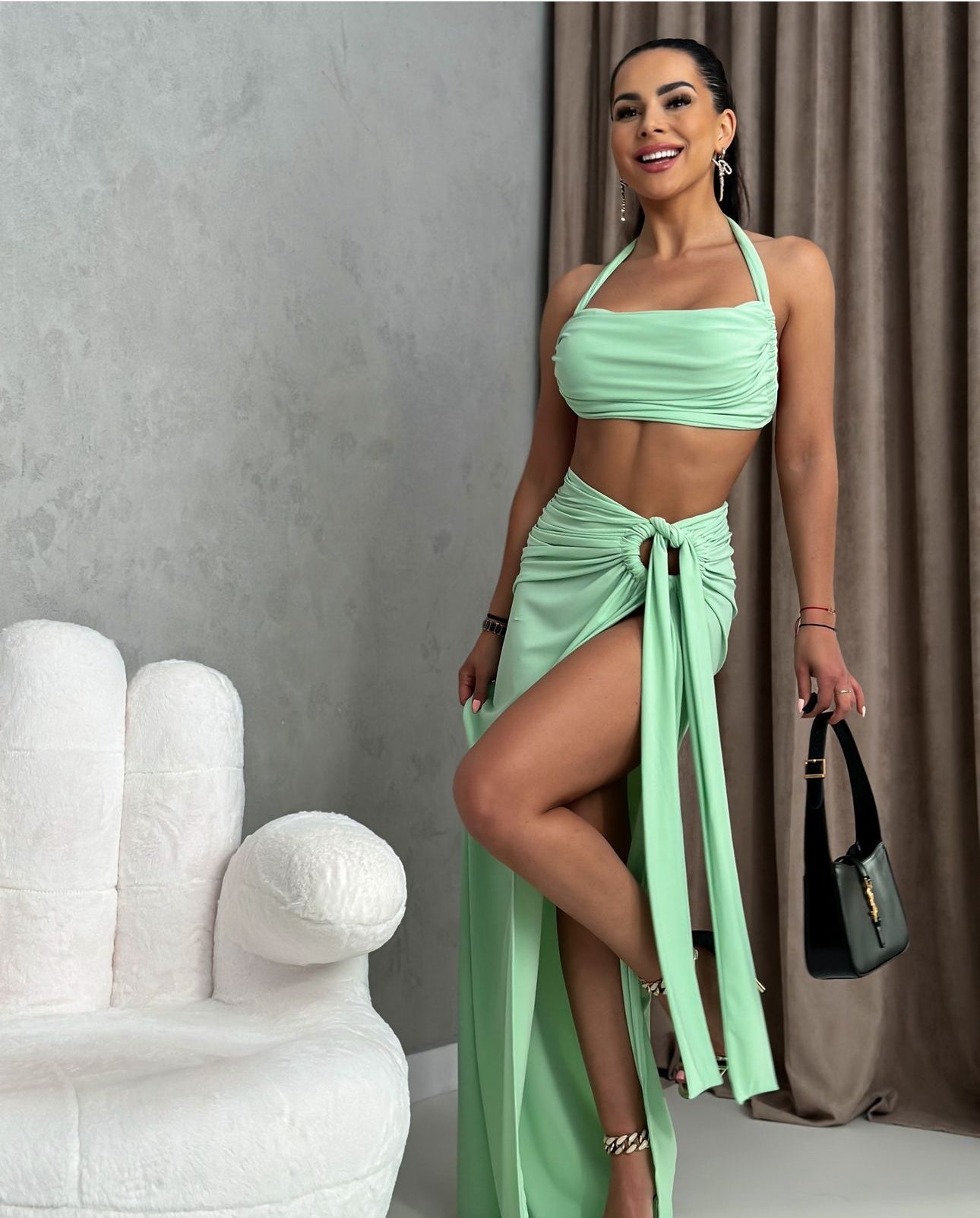 Coordinato top e gonna in lycra vestibilita morbida comoda