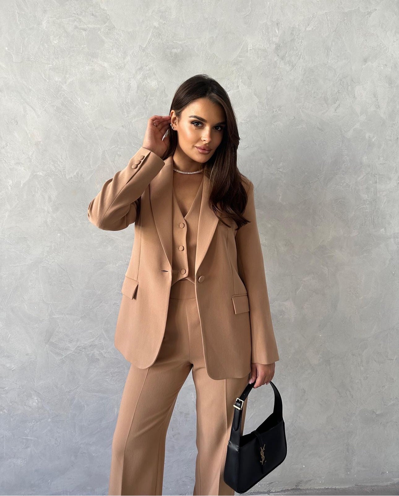 Tailleur MARCELLA Giacca gilet e pantalone a palazzo in coordinato tessuto leggermente elasticizzato ottima vestibilita Made in Italy 🇮🇹