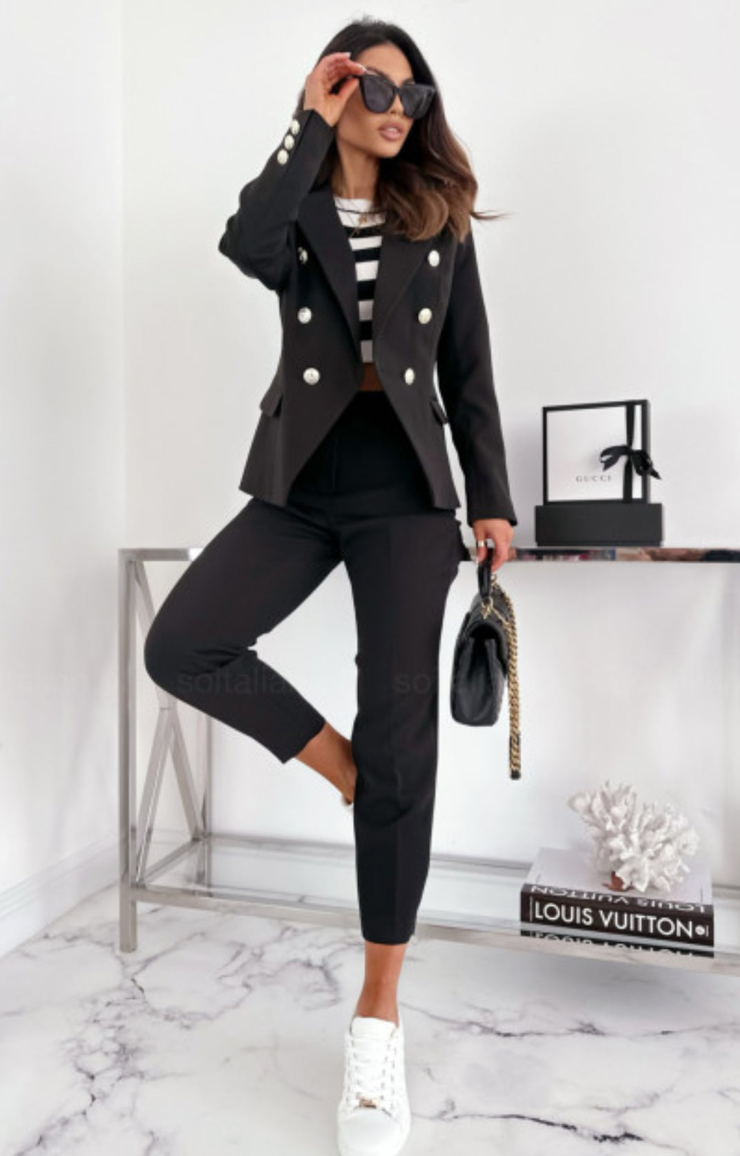 Tailleur Federica giacca con bottoni pantaloni sigaretta il più amato non fartelo scappare