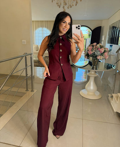 Tailleur ANITA Gilet senza maniche con colletto e bottoni metallici frontali Pantalone a gamba larga, vita alta