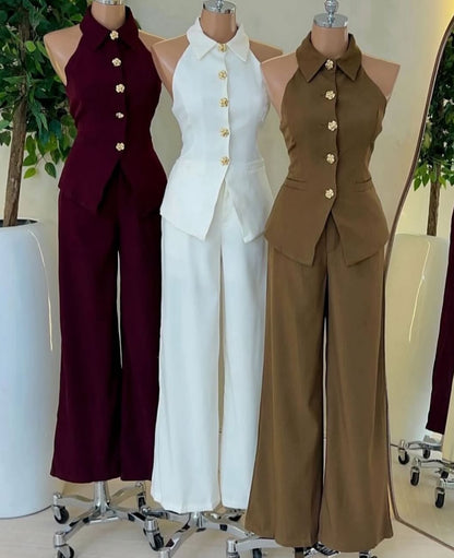 Tailleur ANITA Gilet senza maniche con colletto e bottoni metallici frontali Pantalone a gamba larga, vita alta