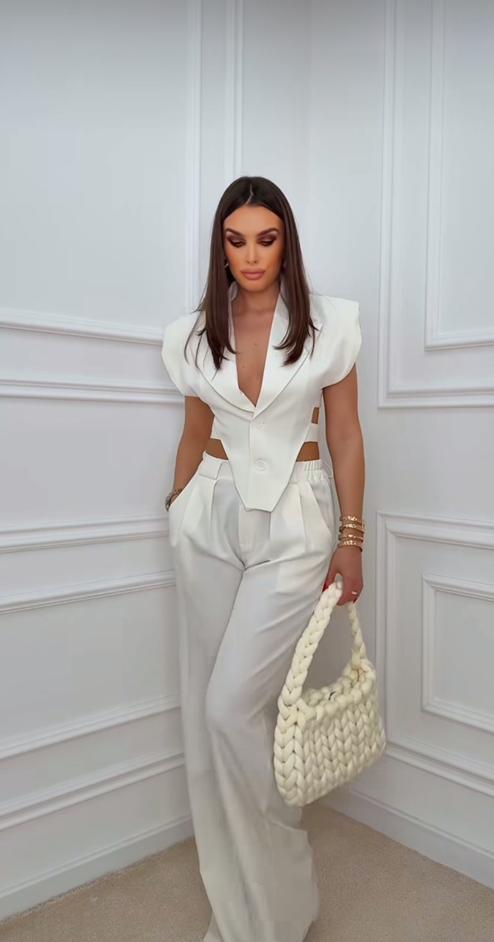 Tailleur GIORGIA chic e raffinato, perfetto per eventi serali, cene eleganti o uscite di classe non fartelo scappare in promo