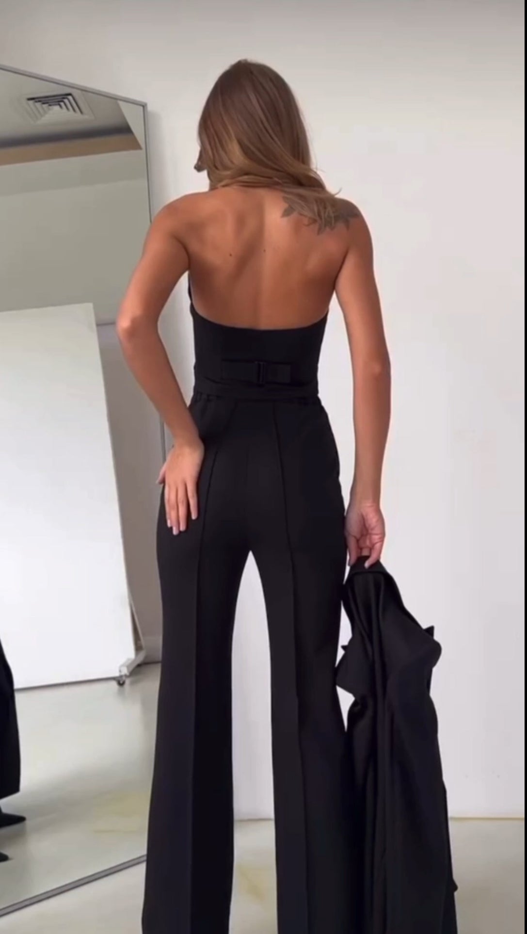 Tailleur Naomi blazer più gilet schiena scoperta pantaloni palazzo in coordinato