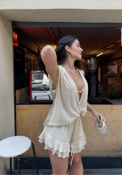 Tris THAIS è un best seller! Prendilo ora prima che sparisca dalla tua taglia.