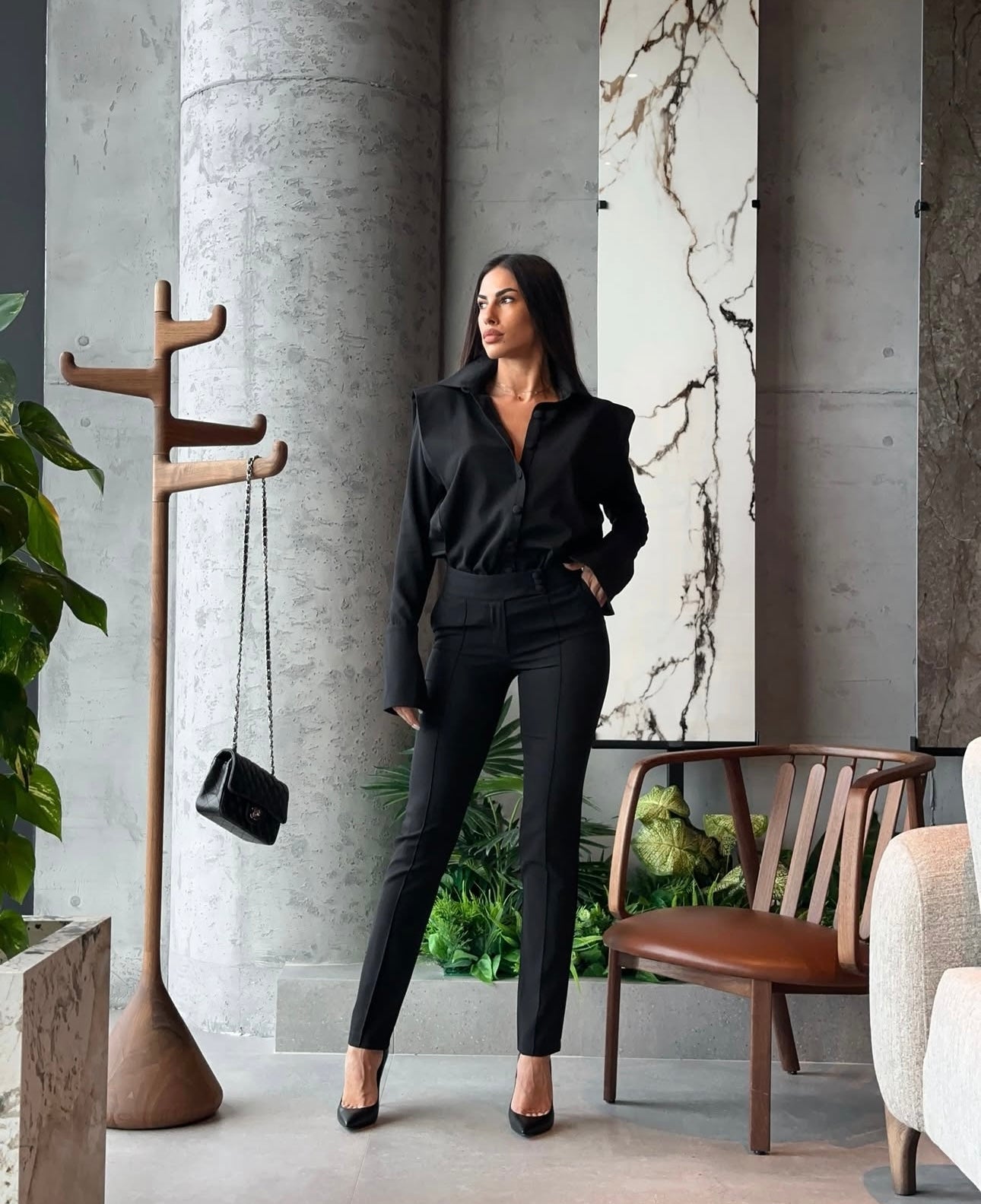 Coordinato GAIA con camicia e pantaloni in tessuto punto Roma