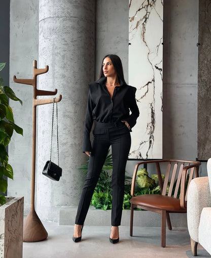 Coordinato GAIA con camicia e pantaloni in tessuto punto Roma