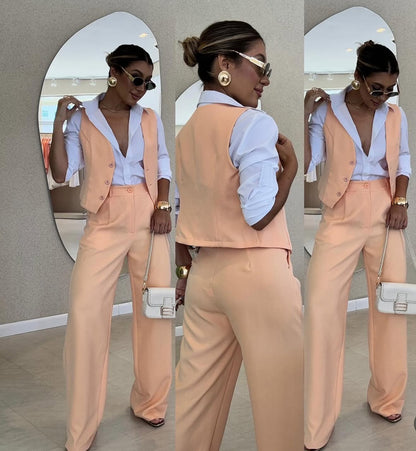 Set CAROL Gilet e pantaloni in coordinato camicia bianca in omaggio