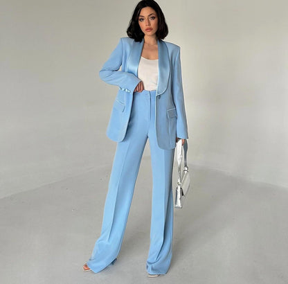Tailleur Azzurra giacca colletto scialle in raso pantaloni palazzo vestibilita perfetta taglia dalla 38 alla 54 Made in Italy