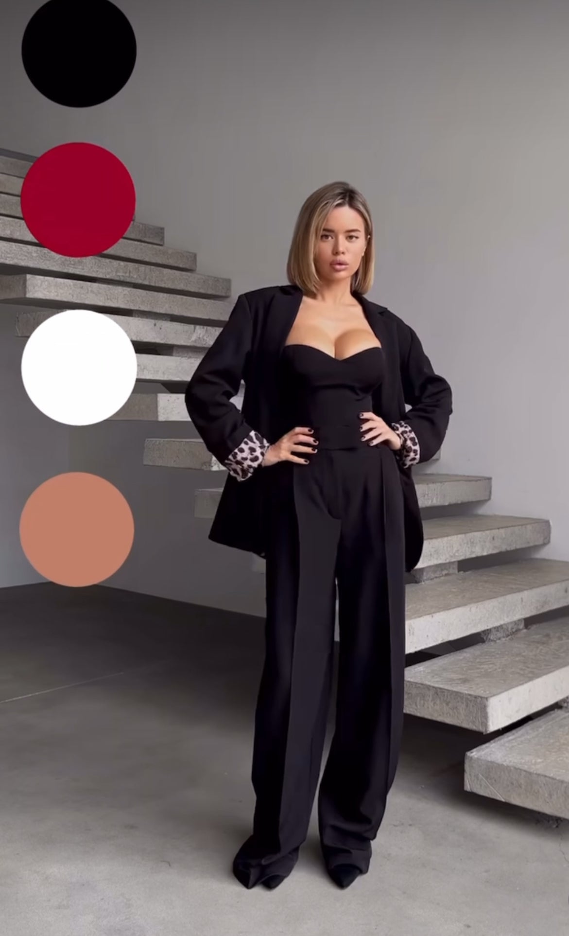 Tailleur AURORA         Giacca con fodera leopardata pantalone palazzo con corsetto in coordinato
