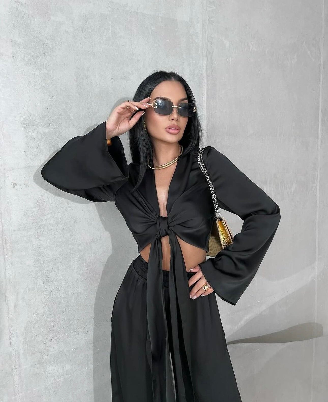 Coordinato JASMIN camicia m/lunga pantalone spacco in raso