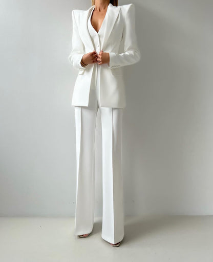 Tailleur Naomi blazer più gilet schiena scoperta pantaloni palazzo in coordinato