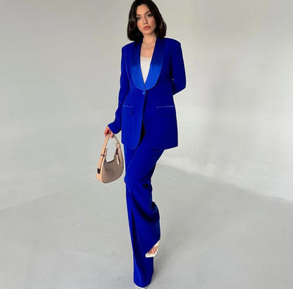 Tailleur Azzurra giacca colletto scialle in raso pantaloni palazzo vestibilita perfetta taglia dalla 38 alla 54 Made in Italy