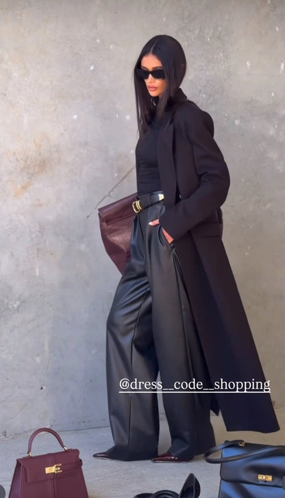 Outfit Anita Cappotto+Body+Pantalone in Eco-Pelle – Eleganza MetropoIitana