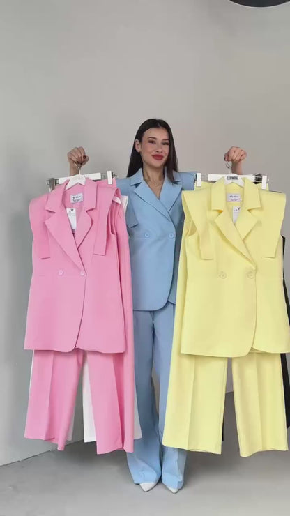 In Promozione Tailleur DENISE In cinque colori pastello e neutri perfetti per ogni occasione